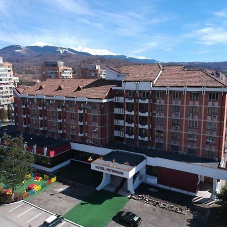 Petrosani Camere De Inchiriat - Hotel Petroshani Srl Petroşani Exterior foto