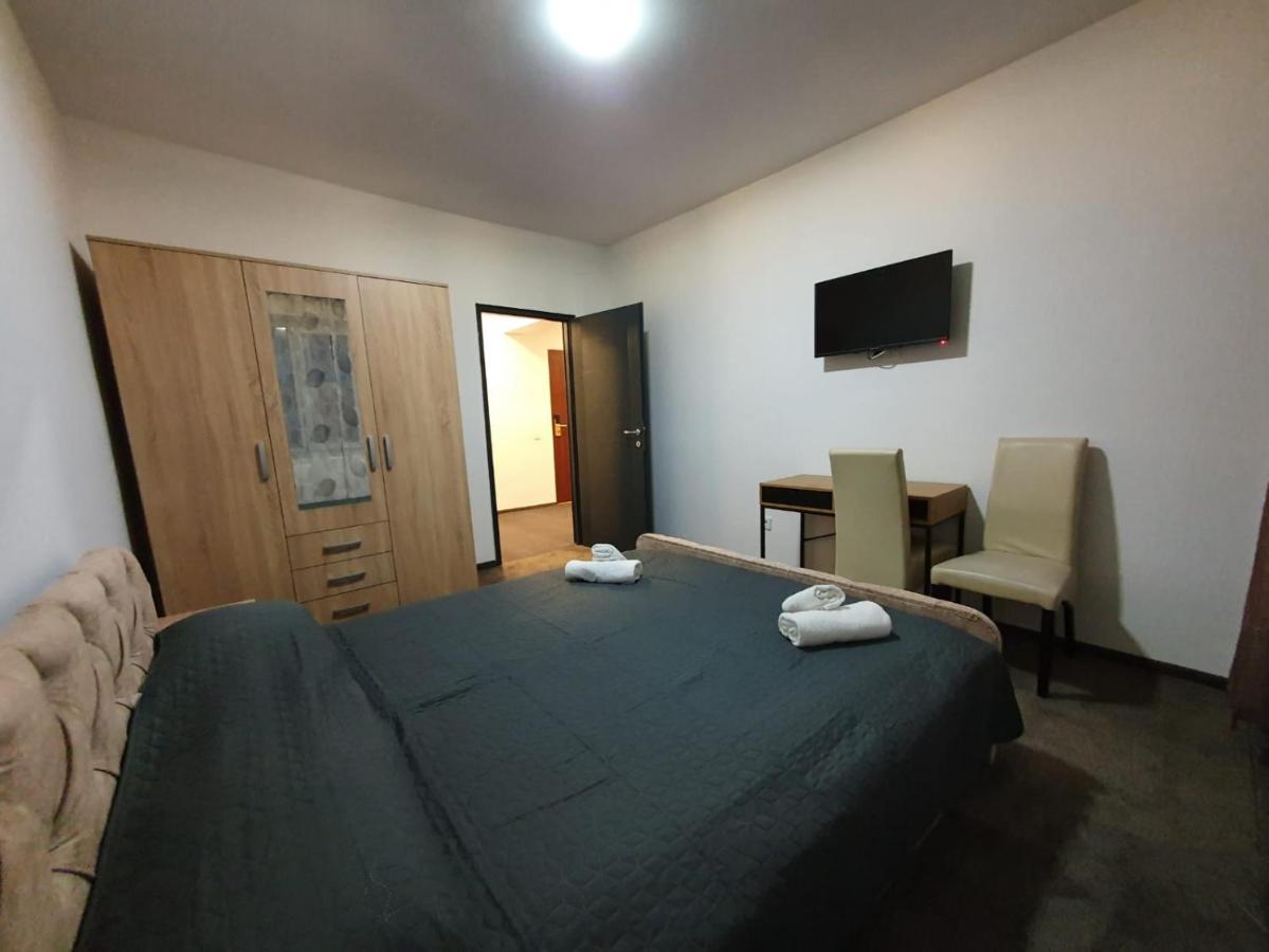 Petrosani Camere De Inchiriat - Hotel Petroshani Srl Petroşani Exterior foto