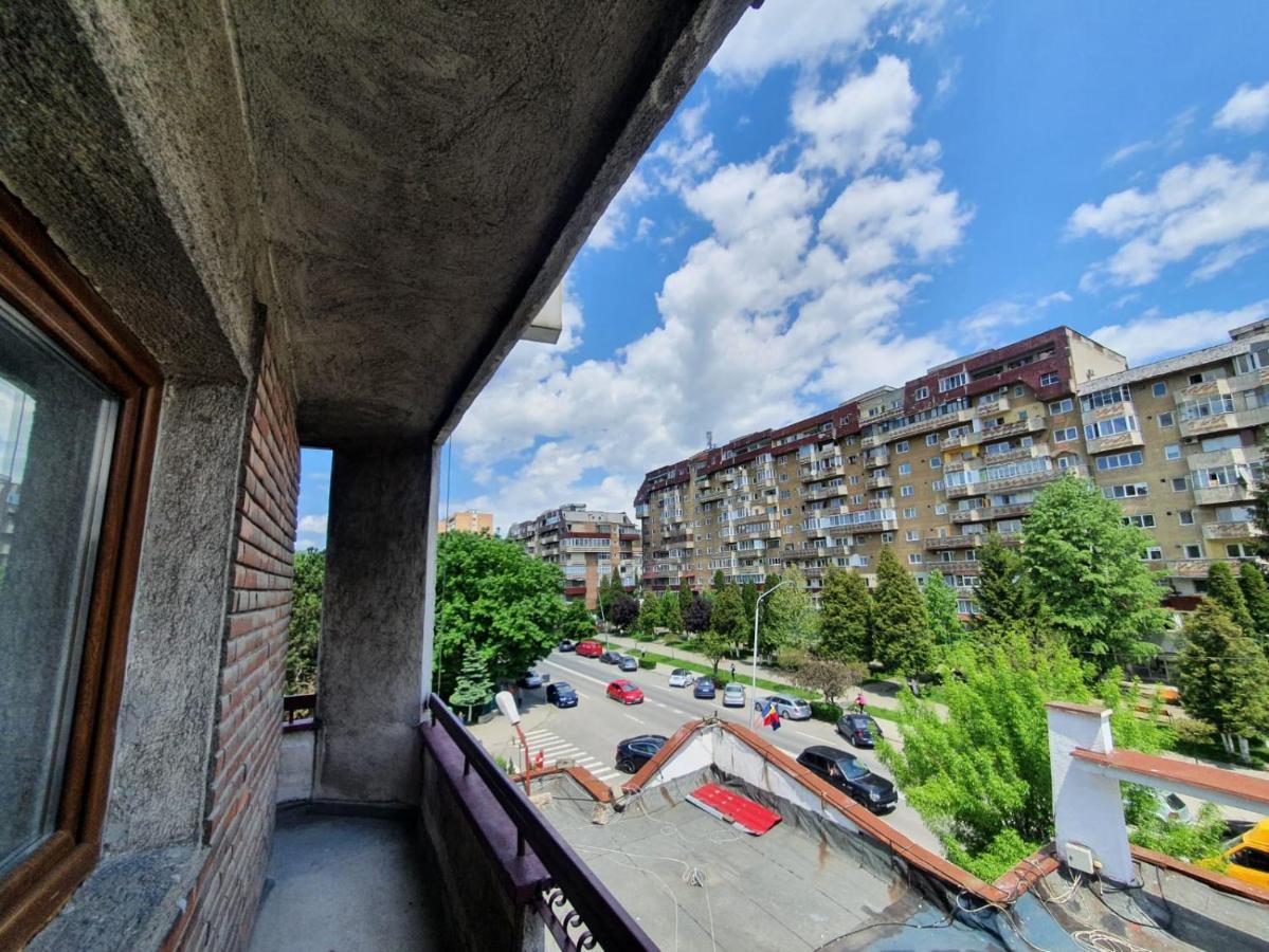 Petrosani Camere De Inchiriat - Hotel Petroshani Srl Petroşani Exterior foto